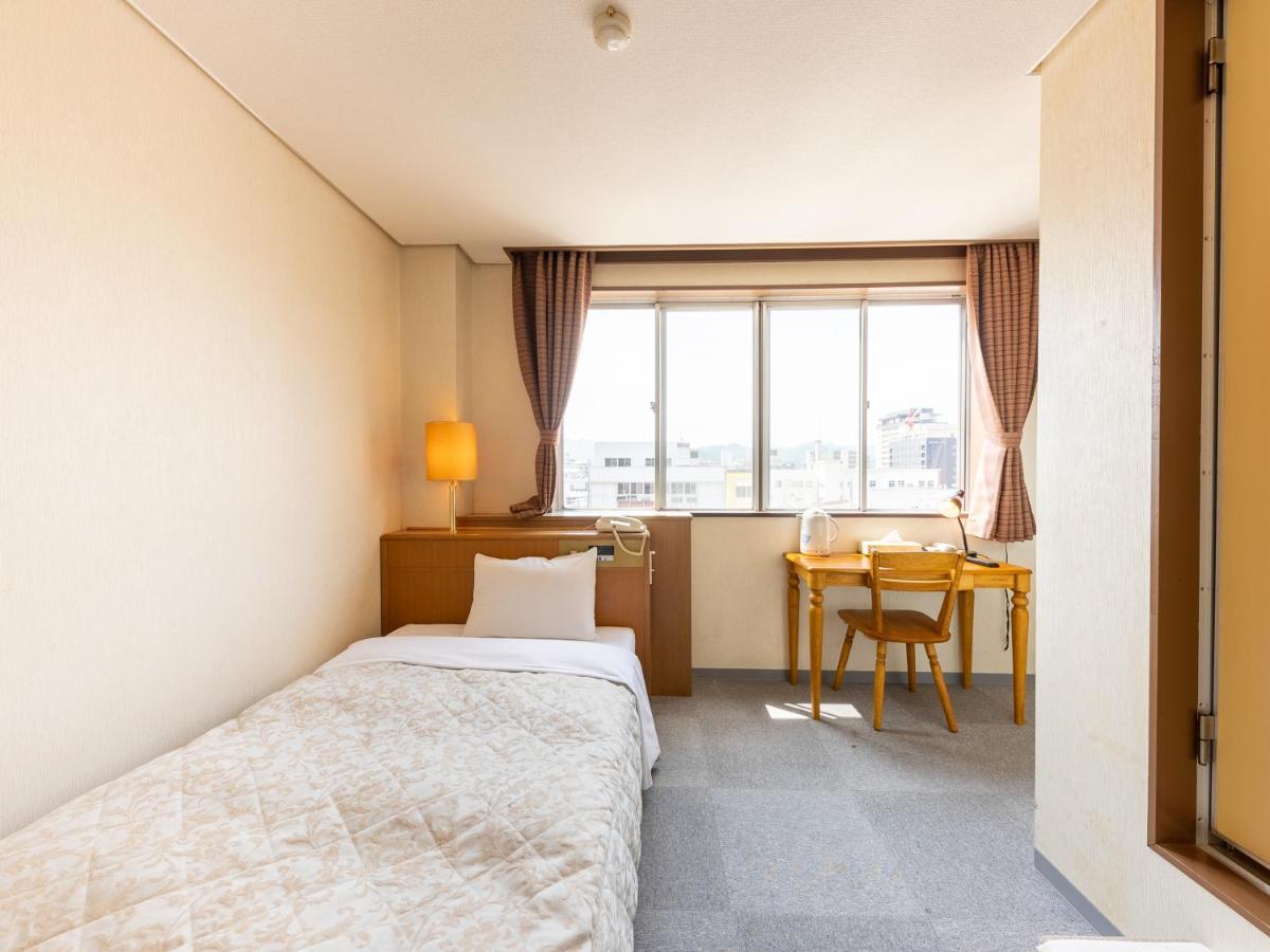 Tabist Kanko Business Hotel Matsuyama Hida Takayama Takayama  Buitenkant foto